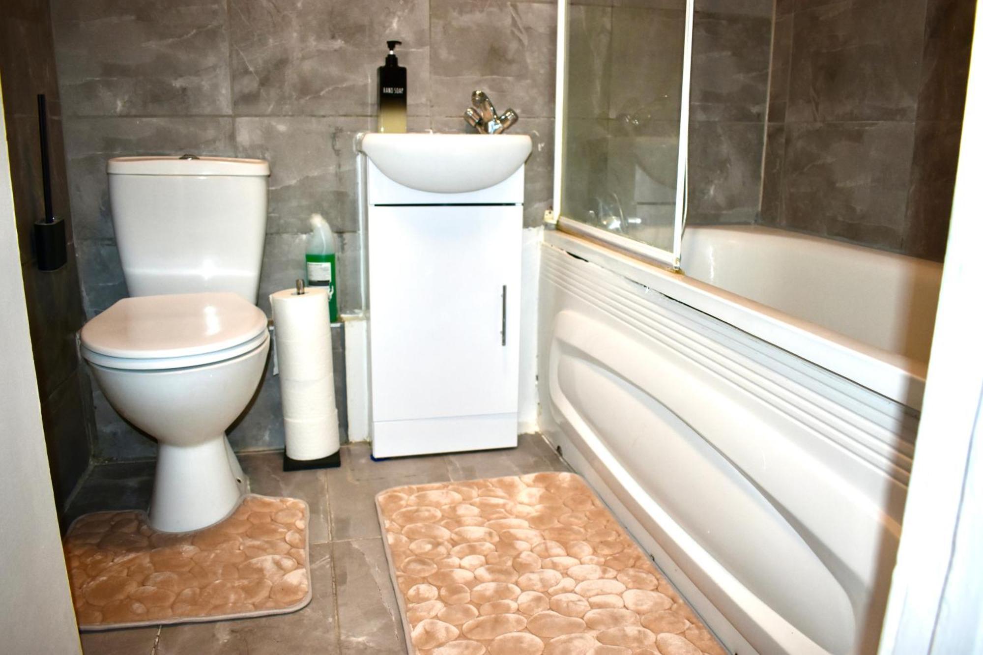 Luxury 2 Bedroom Apartment, Parking, Few Minutes Walk From Wembley Stadium London Eksteriør bilde