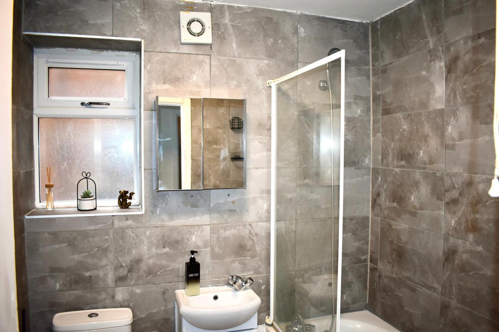 Luxury 2 Bedroom Apartment, Parking, Few Minutes Walk From Wembley Stadium London Eksteriør bilde