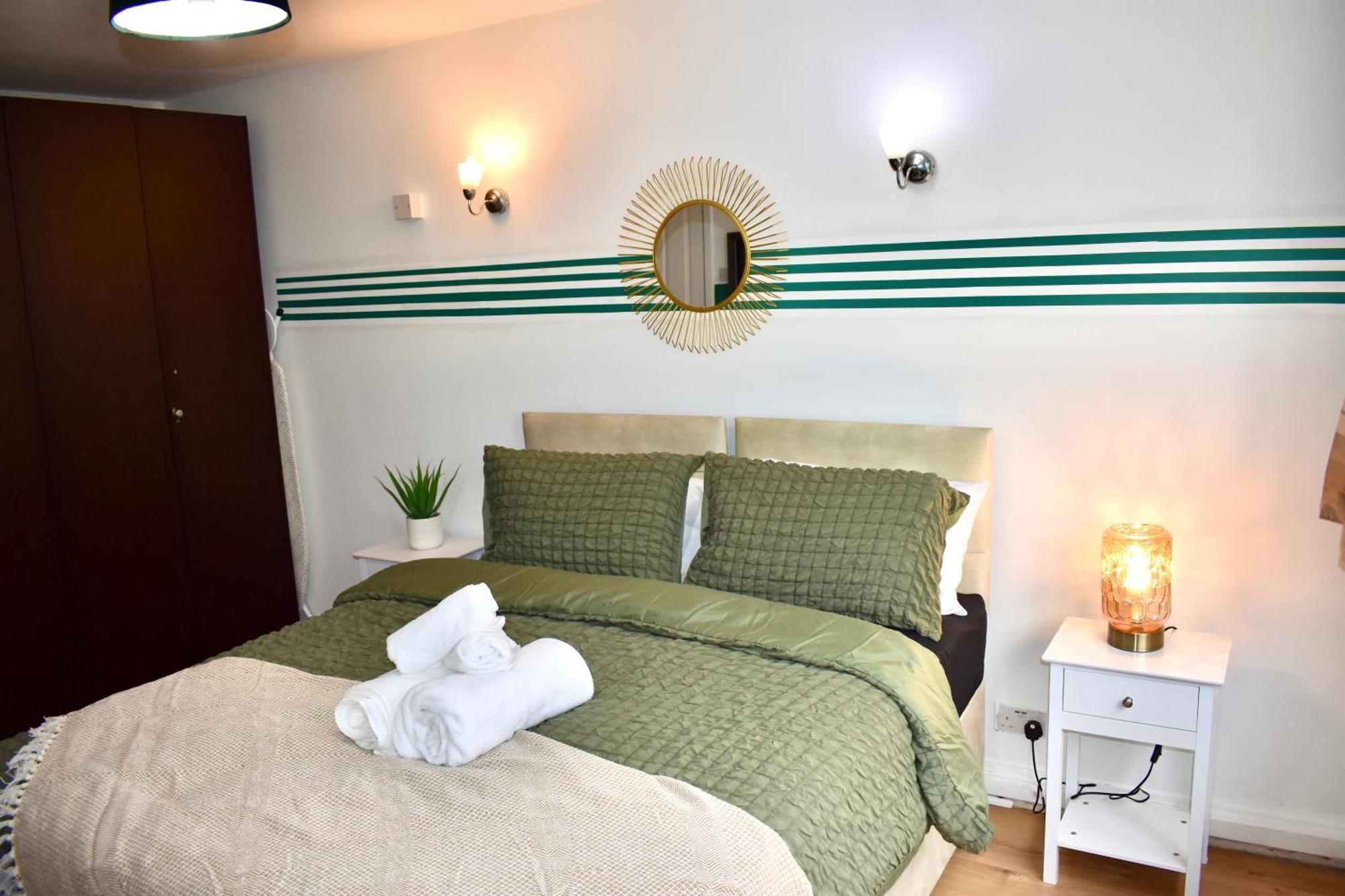 Luxury 2 Bedroom Apartment, Parking, Few Minutes Walk From Wembley Stadium London Eksteriør bilde