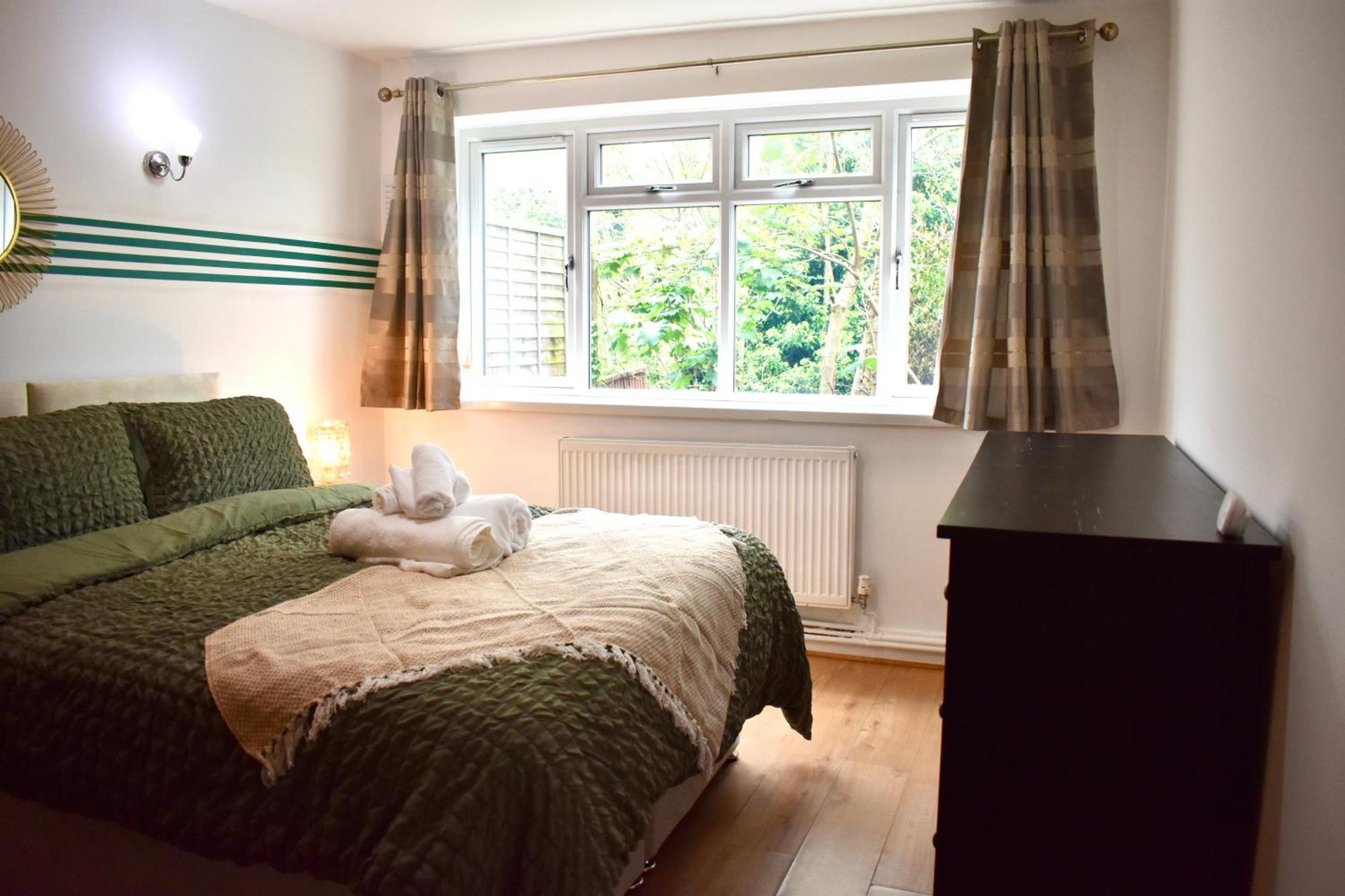 Luxury 2 Bedroom Apartment, Parking, Few Minutes Walk From Wembley Stadium London Eksteriør bilde